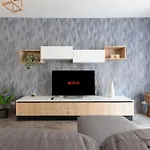 Gfc Eternal Rome Apartment - 5Min To Tiburtina Station Metrob, 2 Bathrooms, Terrace, A-C